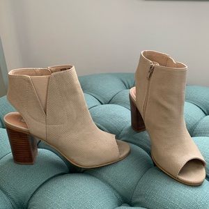 Steve Madden Open-Toe Block Heel Booties Beige